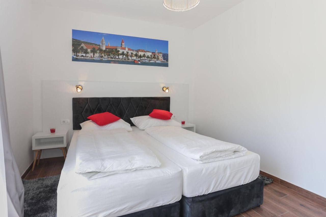 Apartments Villa Niko Trogir Exterior foto